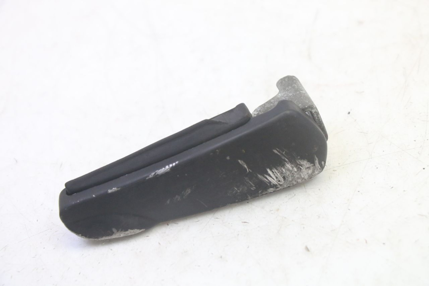 photo de REAR RIGHT FOOTREST PIAGGIO FLY 4T 50 (2013 - 2017) - Alternative perspective