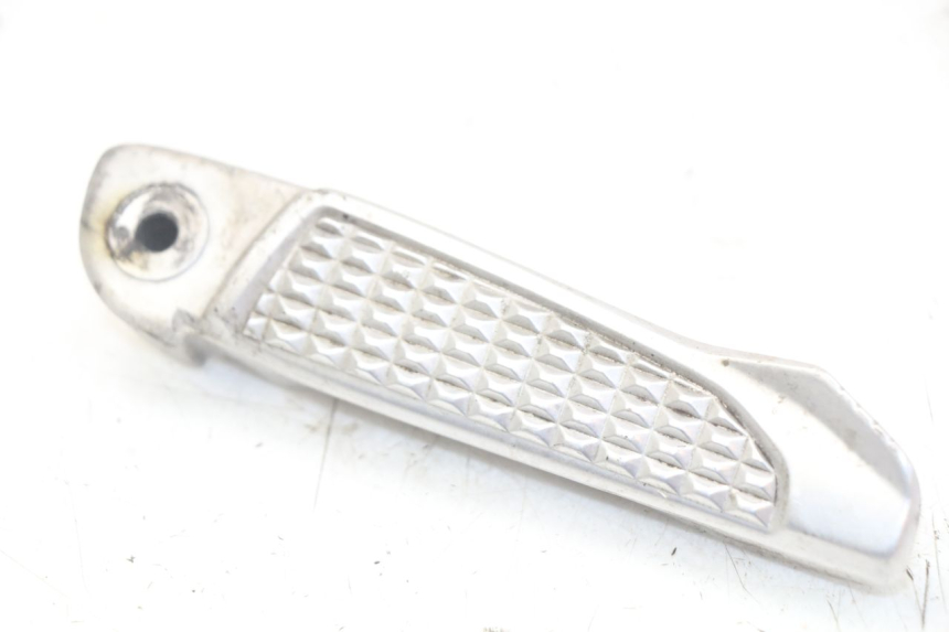photo de REAR RIGHT FOOTREST HONDA FORZA 125 (2015 - 2016) - Component detail