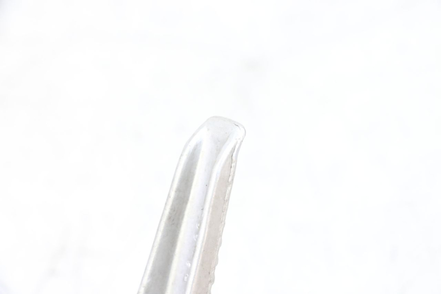 photo de REAR RIGHT FOOTREST SUZUKI GSXR GSX-R 1000 (2003 - 2004) - Component detail