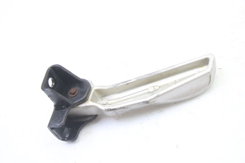 photo de REAR RIGHT FOOTREST SYM JET 14 4T 50 (2018 - 2022) - Technical close-up