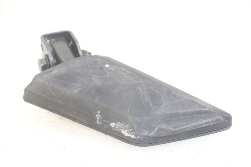 photo de RIGHT REAR FOOTREST PEUGEOT KISBEE 2T 50 (2010 - 2017) - Component detail