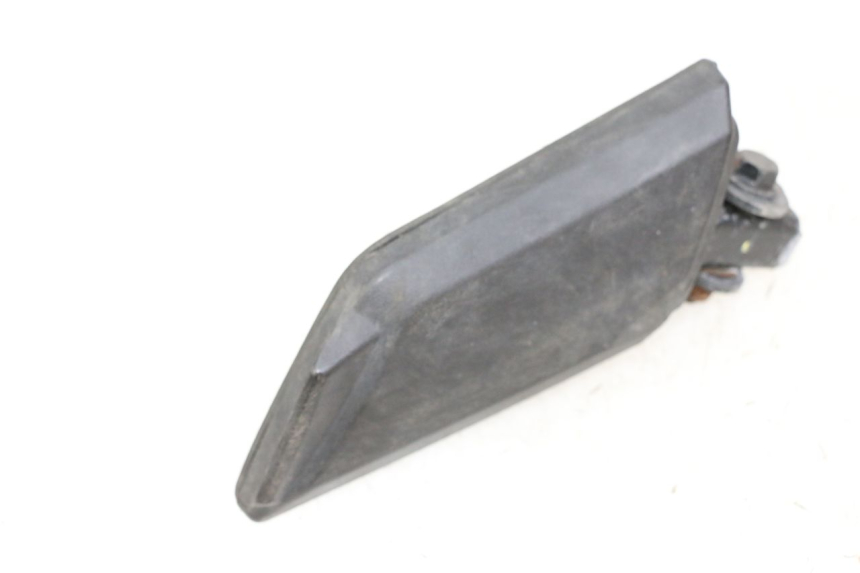 photo de REAR RIGHT FOOTREST PEUGEOT KISBEE 4T 50 (2018 - 2022) - Product overview