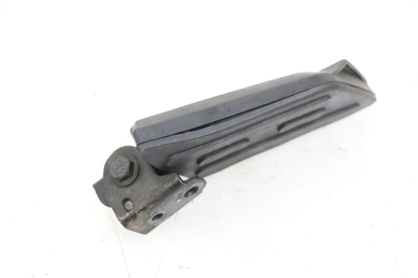 photo de RIGHT REAR FOOTREST PEUGEOT KISBEE 4T 50 (2010 - 2017) - Component detail