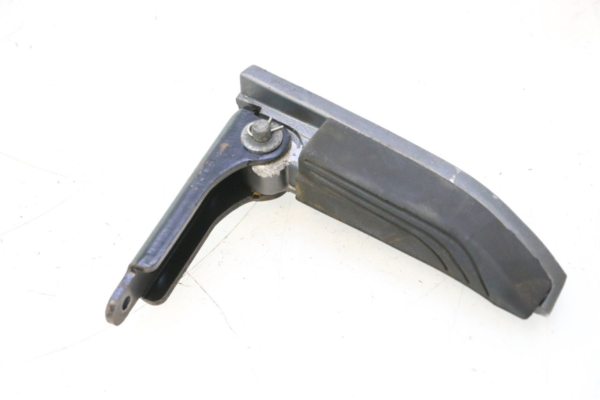 photo de REAR RIGHT FOOTREST PIAGGIO MP3 500 (2016 - 2018) - Fixing points details
