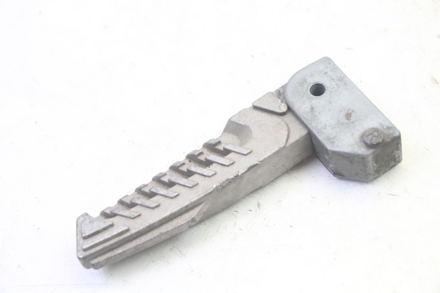 photo de REAR RIGHT FOOTREST KYMCO LIKE 4T 50 (2019 - 2025) - Zoom on usage condition