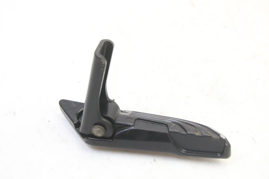 photo de REAR RIGHT FOOTREST PIAGGIO NEW TYPHOON 50 (2018 - 2021) - Component detail