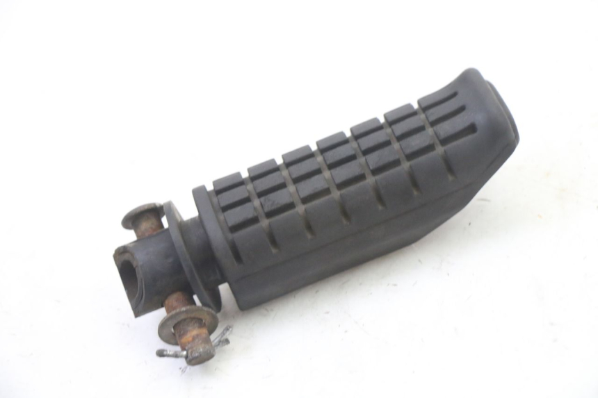 photo de REAR RIGHT FOOTREST HONDA NTV DEAUVILLE ABS 700 (2007 - 2016) - Component detail