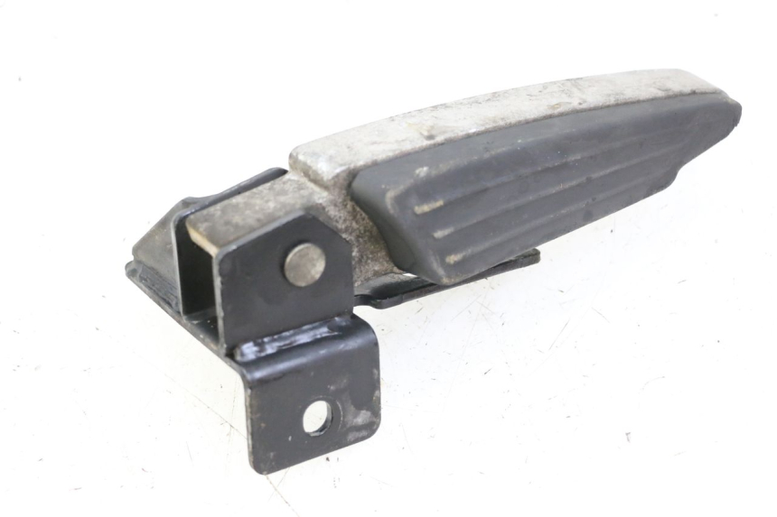 photo de RIGHT REAR FOOTREST PEUGEOT CITYSTAR 125 (2011 - 2017) - Main view