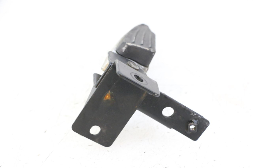 photo de RIGHT REAR FOOTREST PEUGEOT CITYSTAR 50 (2013 - 2017) - Alternative perspective