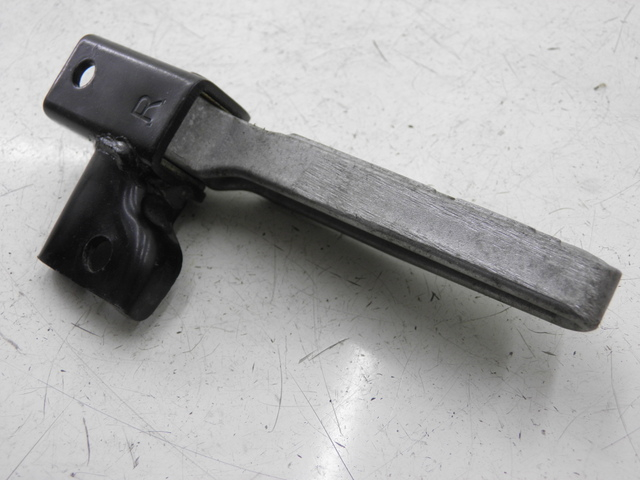 photo de REAR RIGHT FOOTREST PEUGEOT TWEET 125 (2010 - 2017) - Technical close-up