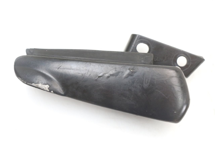 photo de REAR RIGHT FOOTREST GILERA RUNNER SP 50 (2009 - 2017) - Main view