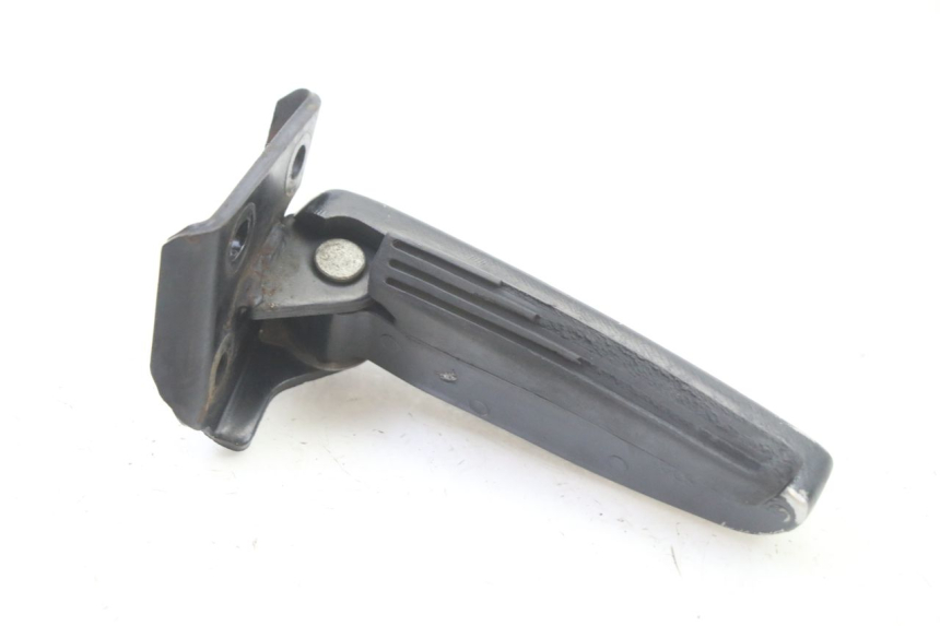 photo de REAR RIGHT FOOTREST GILERA RUNNER SP 50 (2006 - 2008) - Technical close-up