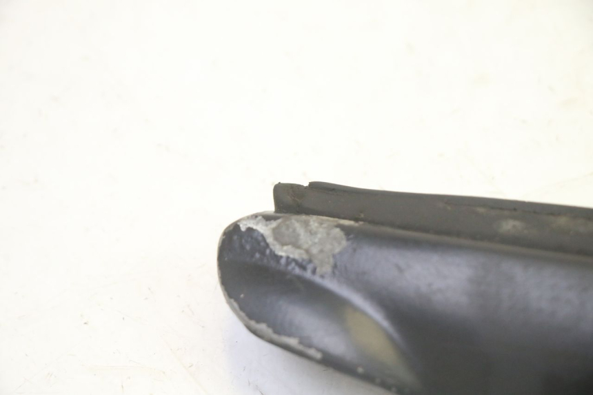 photo de REAR RIGHT FOOTREST GILERA RUNNER SP 50 (2009 - 2017) - Component detail