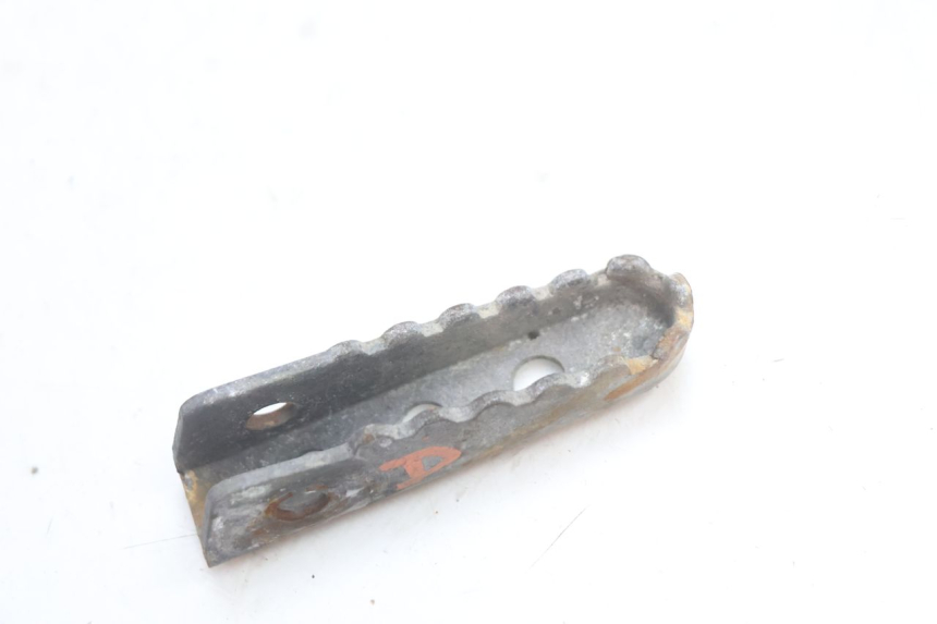 photo de REAR RIGHT FOOTREST DERBI SENDA 50 (2003 - 2005) - Component detail