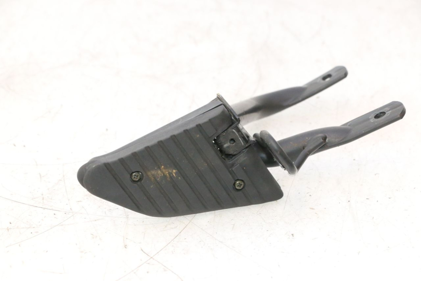 photo de REAR RIGHT FOOTREST HONDA SH 125 (2001 - 2003) - Main view