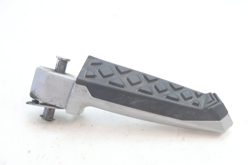 photo de REAR RIGHT FOOTREST CAN-AM SPYDER RS 1000 (2008 - 2012) - Main view