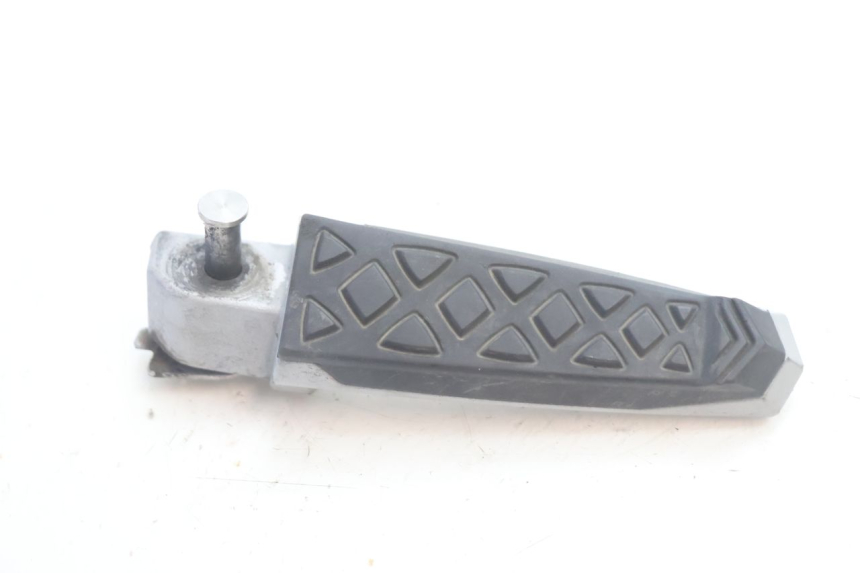 photo de REAR RIGHT FOOTREST CAN-AM SPYDER RS 1000 (2008 - 2012) - Component detail