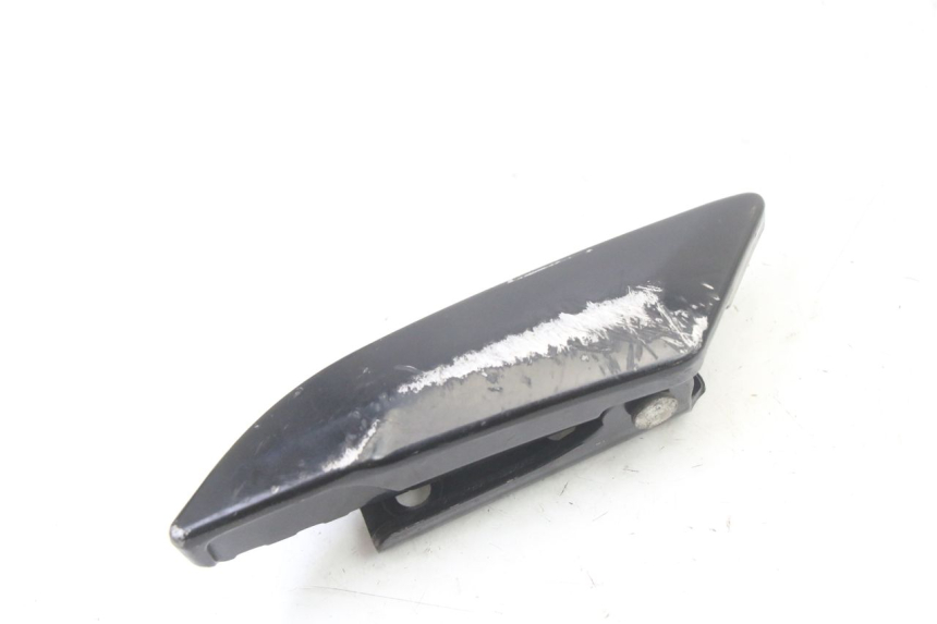 photo de REAR RIGHT FOOTREST APRILIA SR 2T 50 (2018 - 2022) - Technical close-up