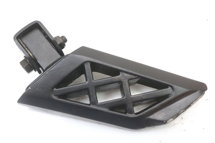 photo de REAR RIGHT FOOTREST PEUGEOT STREETZONE I 2T 50 (2018 - 2020) - Alternative perspective