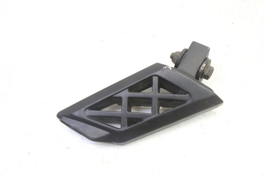 photo de REAR RIGHT FOOTREST PEUGEOT STREETZONE I NAKED 2T 50 (2018 - 2020) - Technical close-up