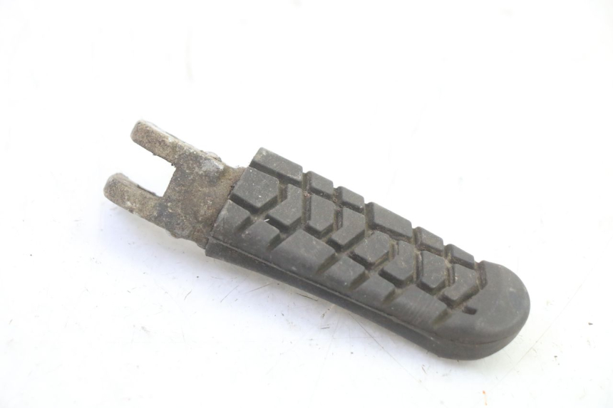 photo de REAR RIGHT FOOTREST KTM SUPERENDURO R 950 (2005 - 2009) - Zoom on usage condition