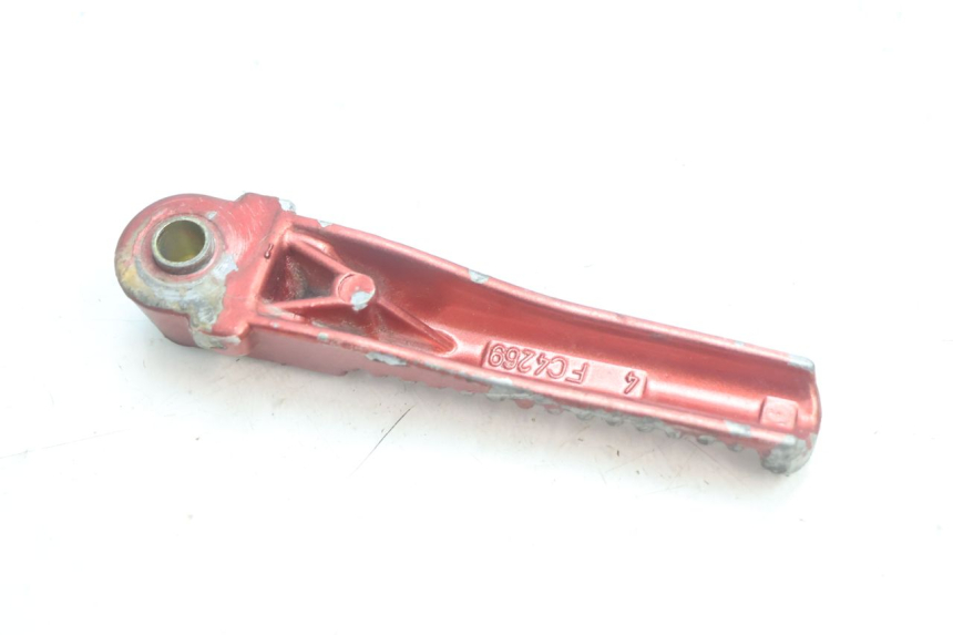 photo de REAR RIGHT FOOTREST PEUGEOT TKR TREKKER FURIOUS 50 (2005 - 2014) - Technical close-up
