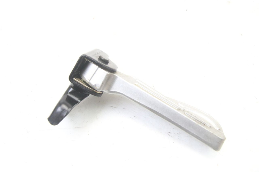 photo de REAR RIGHT FOOTREST PEUGEOT TWEET 4T 50 (2023 - 2025) - Alternative perspective