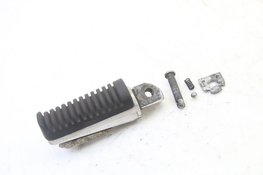 photo de REAR RIGHT FOOTREST YAMAHA XJ6 ABS 600 (2008 - 2016) - Main view