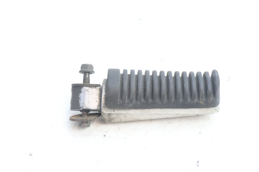 photo de REAR RIGHT FOOTREST YAMAHA XJR 1300 (1998 - 2002) - Main view