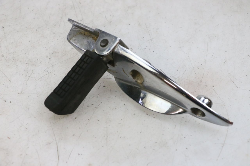 photo de REAR RIGHT FOOTREST KYMCO ZING 125 (1997 - 2003) - Additional view of the item