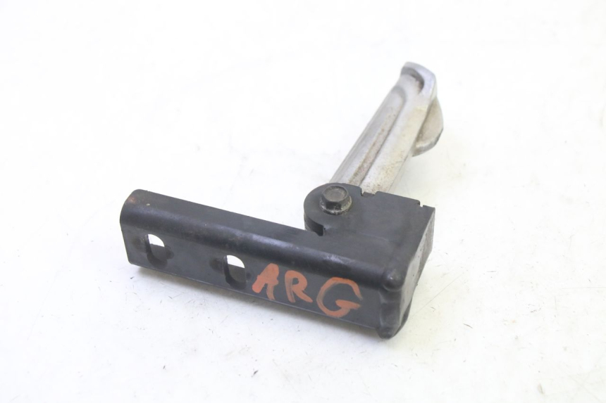 photo de REAR LEFT FOOTREST QUADRO 4 4D 350 (2015 - 2018) - Alternative perspective