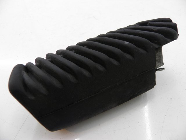 photo de REAR LEFT FOOTREST APRILIA LEONARDO ST 250 (2002 - 2005) - Main view