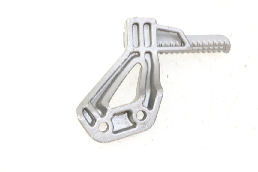 photo de REAR LEFT FOOTREST ORCAL CAVARO 4T 50 (2019 - 2023) - Component detail