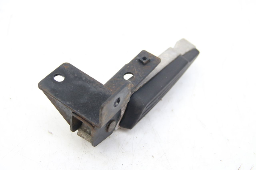 photo de LEFT REAR FOOTREST PEUGEOT CITYSTAR 50 (2013 - 2017) - Zoom on usage condition