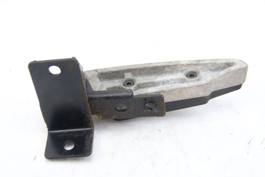 photo de LEFT REAR FOOTREST PEUGEOT CITYSTAR 50 (2013 - 2017) - Fixing points details