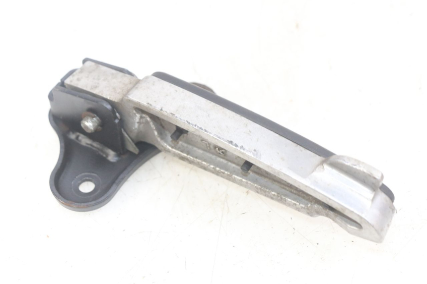 photo de LEFT REAR FOOTREST PEUGEOT DJANGO 4T 50 (2014 - 2019) - Alternative perspective