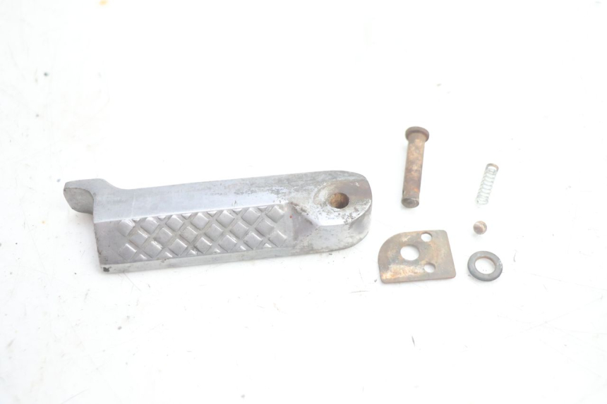 photo de REAR LEFT FOOTREST CF MOTO E-CHARM 125 (2005 - 2008) - Main view