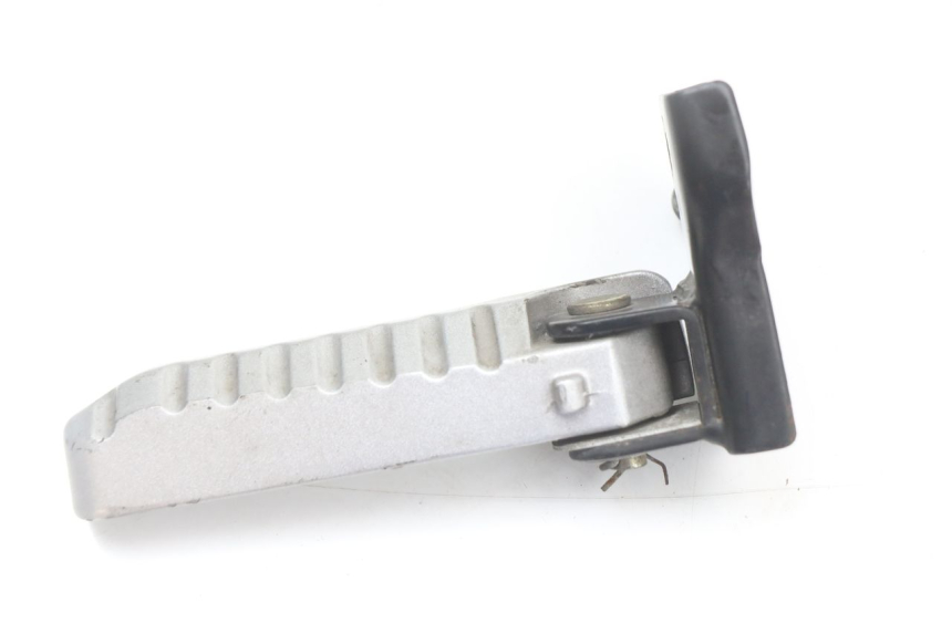 photo de REAR LEFT FOOTREST LONGJIA EASY MAX 125 (2020 - 2024) - Component detail