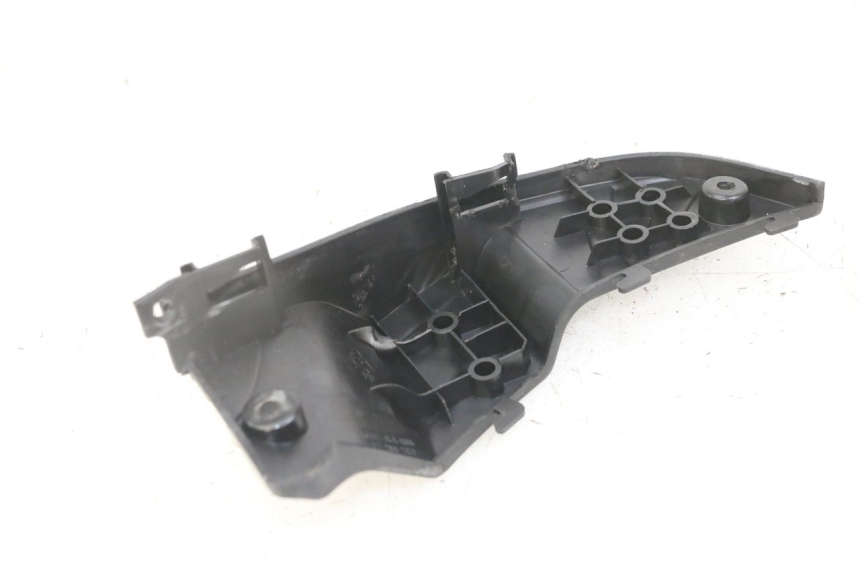 photo de LEFT REAR FOOTREST SYM FIDDLE 2 50 (2008 - 2013) - Alternative perspective