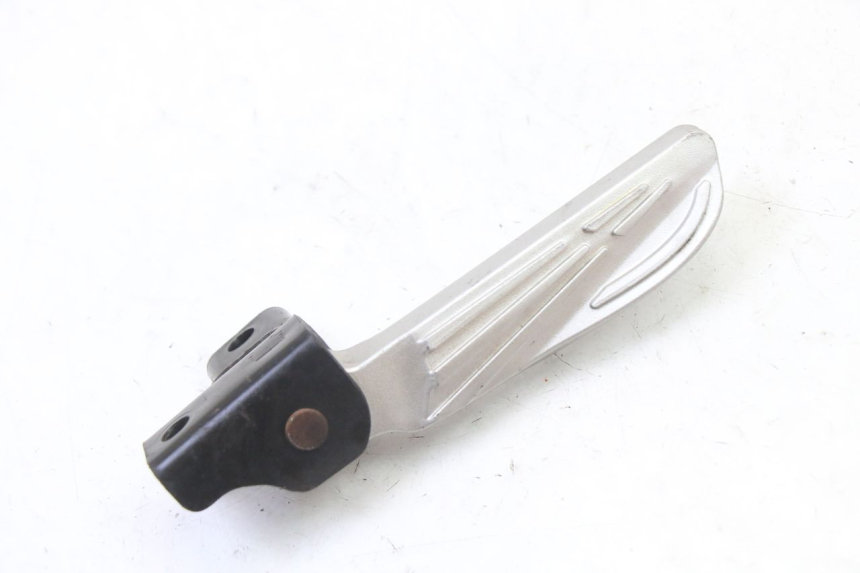 photo de REAR LEFT FOOTREST SYM FIDDLE 3 III 125 (2014 - 2020) - Main view