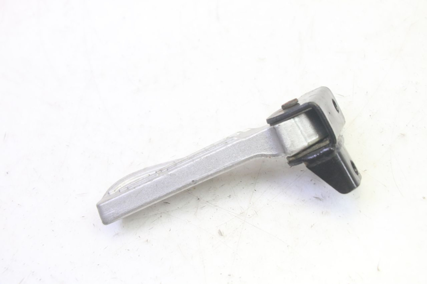 photo de REAR LEFT FOOTREST SYM FIDDLE 3 III 125 (2014 - 2020) - Zoom on usage condition