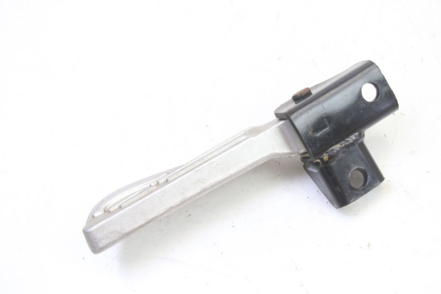 photo de REAR LEFT FOOTREST SYM FIDDLE 3 III 50 (2014 - 2020) - Zoom on usage condition