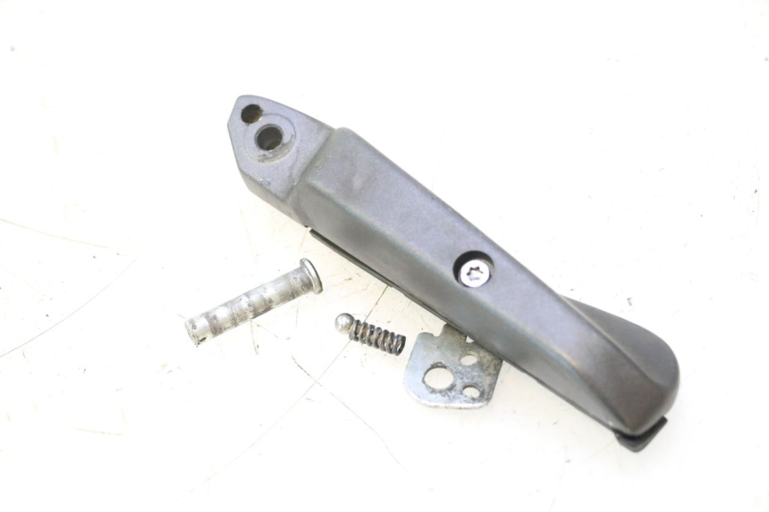 photo de REAR LEFT FOOTREST HONDA FJS SILVER WING SILVERWING 400 (2005 - 2008) - Component detail