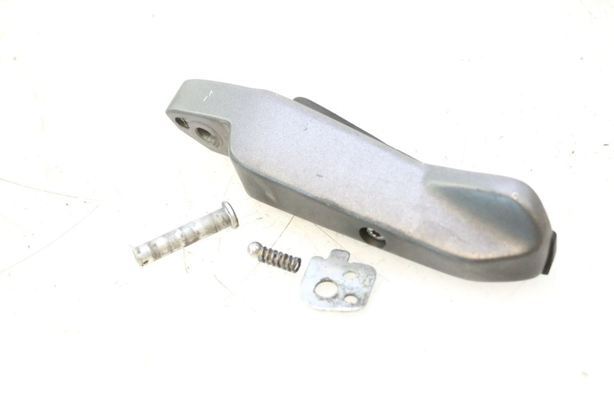 photo de REAR LEFT FOOTREST HONDA FJS SILVER WING SILVERWING 400 (2005 - 2008) - Alternative perspective