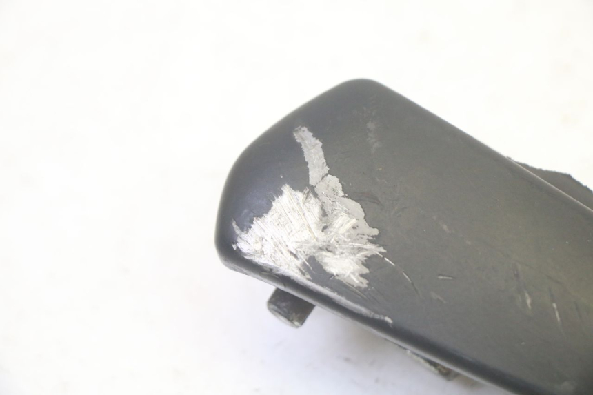 photo de REAR LEFT FOOTREST PIAGGIO FLY 4T 50 (2013 - 2017) - Component detail