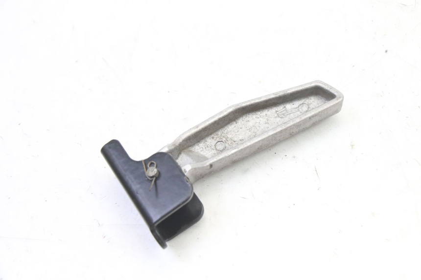 photo de REAR LEFT FOOTREST VENESI FLY RETRO 4T 50 (2020 - 2025) - Alternative perspective