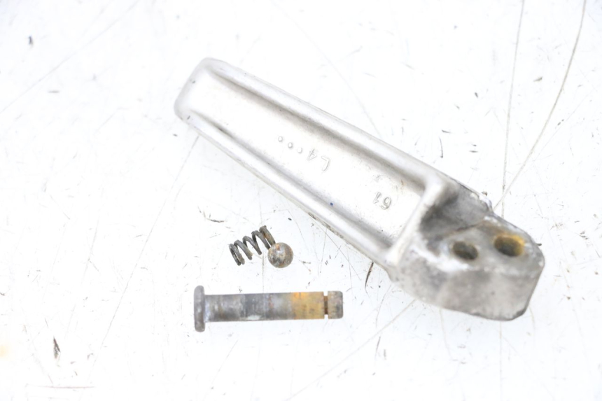 photo de REAR LEFT FOOTREST SUZUKI GSXR GSX-R 1000 (2003 - 2004) - Component detail