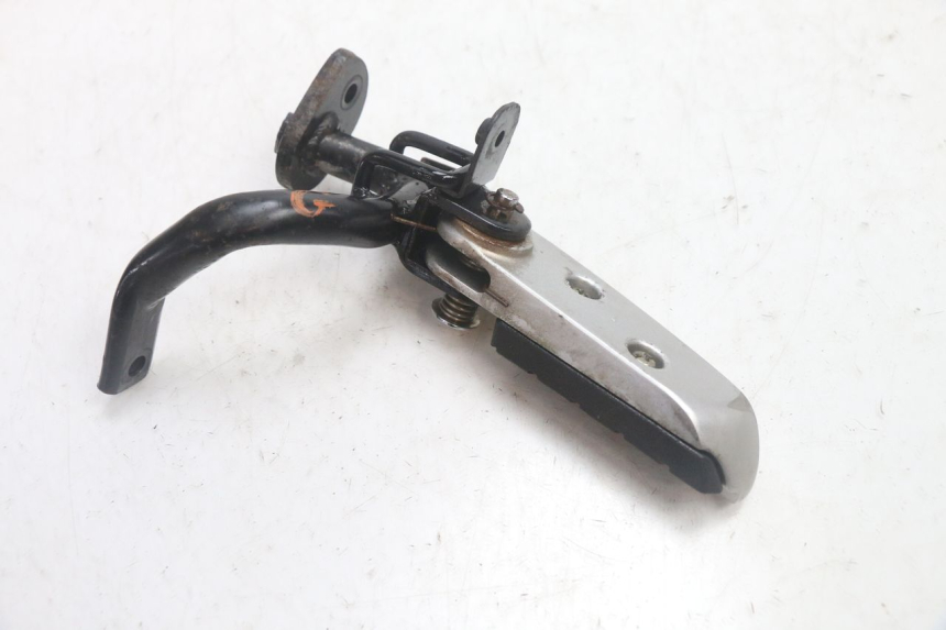 photo de REAR LEFT FOOTREST SYM GTS EVO 125 (2009 - 2013) - Product overview