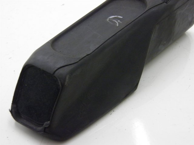 photo de REAR LEFT FOOTREST HONDA FES S-WING SWING 125 (2007 - 2015) - Component detail