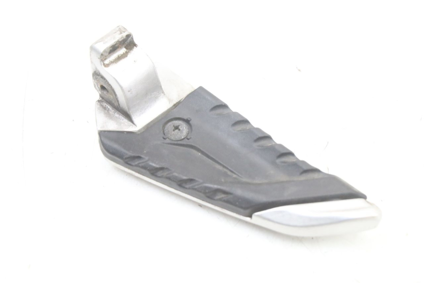 photo de REAR LEFT FOOTREST HONDA SH i 300 (2015 - 2020) - Alternative perspective